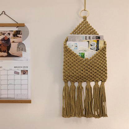 D-werack Macrame Mail Organizer Wall Mounted, Hanging Woven Basket for Boho Home Office Decor, Over the Door Key and Mail Letter Envelope Holder for Entryway Hallway, Olive Green