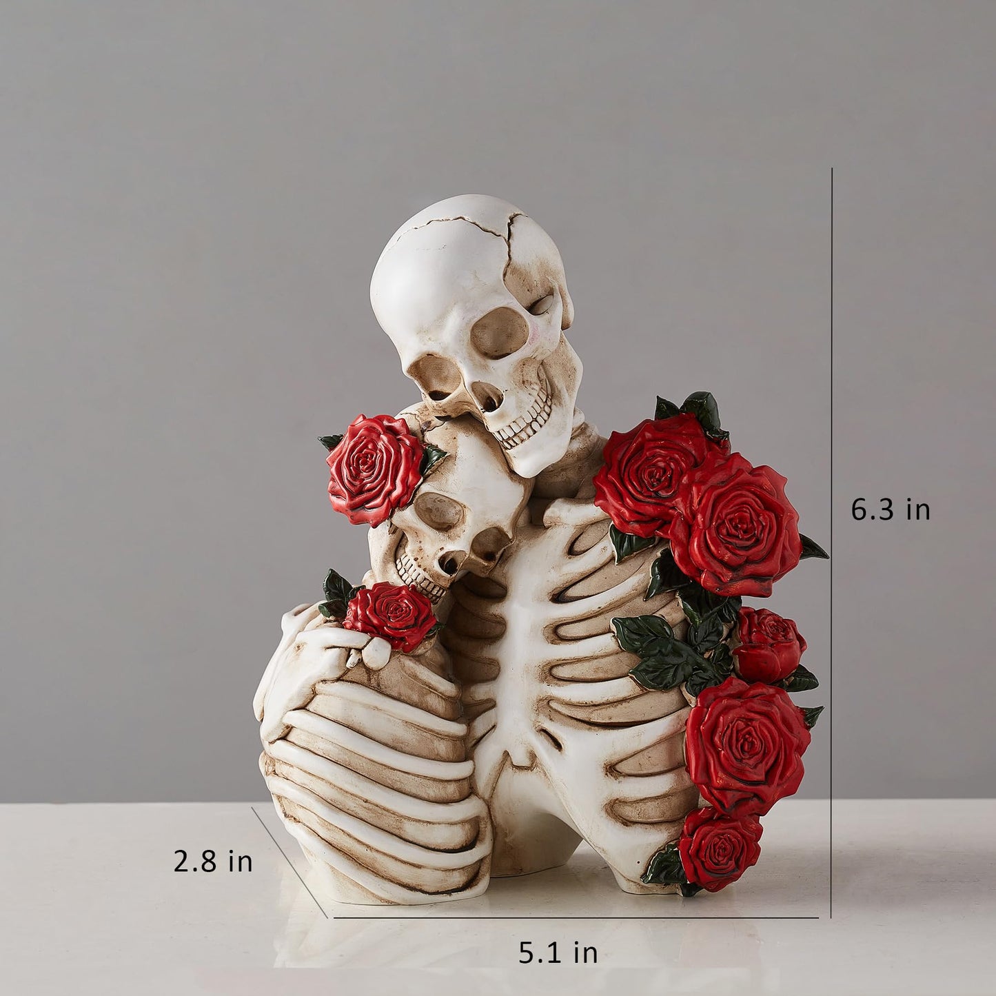 BANOMII Gothic Skeleton Couple Figurine Statues for Home Decor, Goth Wedding for Him and Her, Spooky Skull Sculpture Bedroom Decor for Couples, Oddities Halloween Decorations
