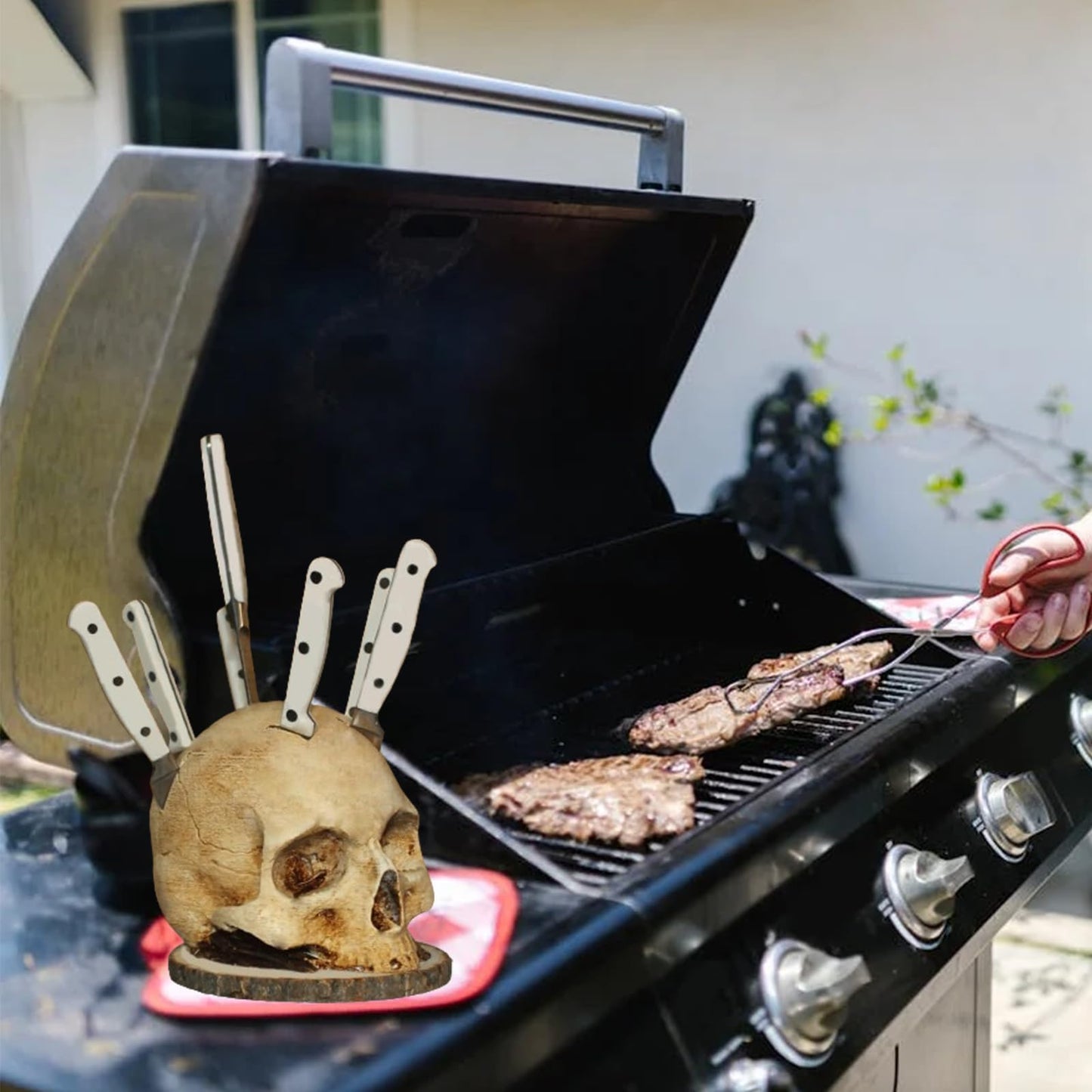 Skull Knife Holder for Kitchen: A Skeleton Knife Stand Doubling as Horror - Themed Kitchen Storage Head Rack. Ideal for Scary Party Decor, 15CM/5.9IN, Beige