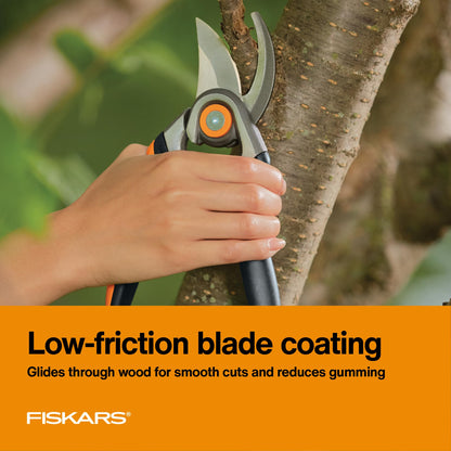 Fiskars Bypass Pruning Shears, 1" Cut Capacity Gardening Scissors, Forged Steel Replaceable Blade, SoftGrip Handle Garden Clippers, Rust Resistant Low Friction Coating for Branches & Stems