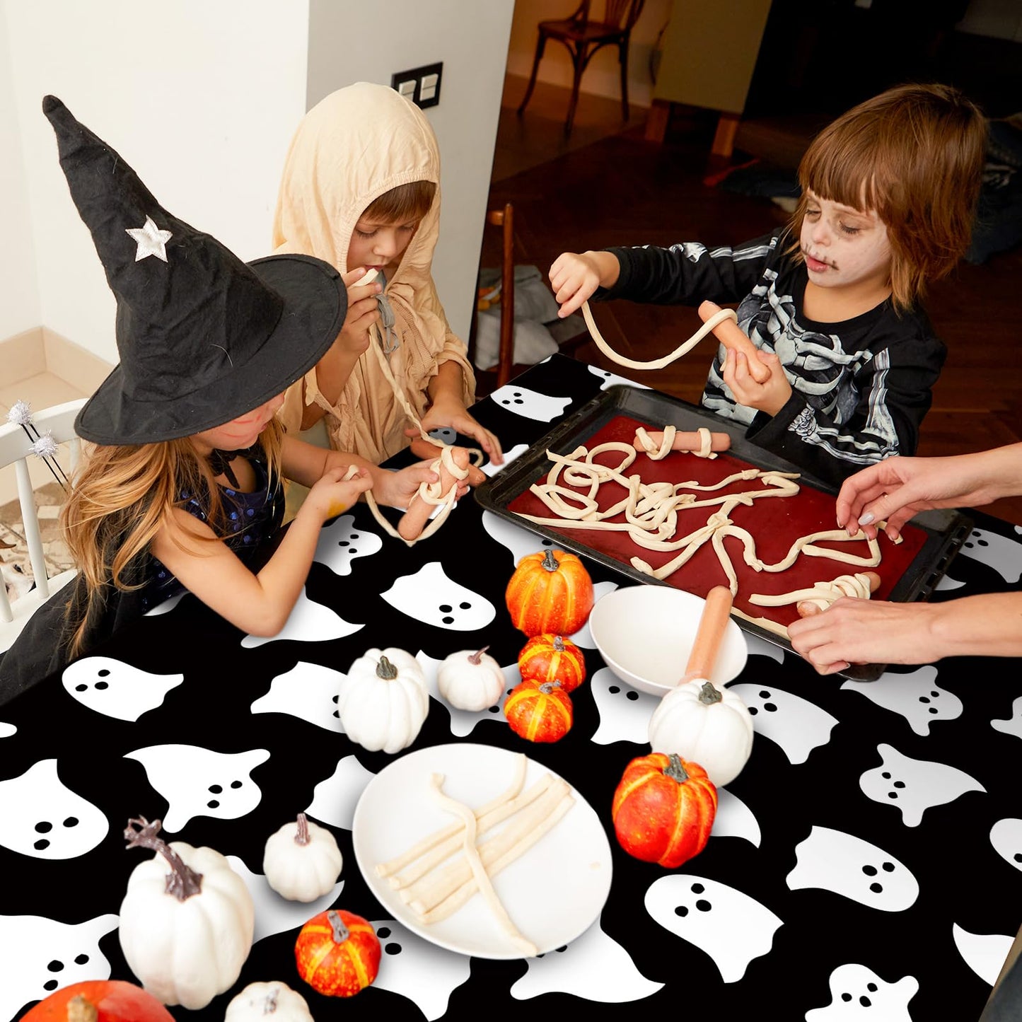 JarThenaAMCS Halloween Ghost Tablecloth Black White Cute Ghost Table Cover 60 x 104 Inch Table Cloth for Birthday Baby Shower Trick or Treat Party Supplies Decoration