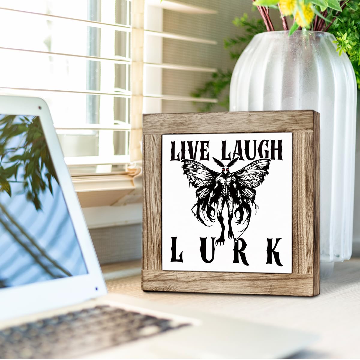 Halloween Wooden Sign, Mothman Square Wood Block Sign Table Decor, Horror Style Office Desk Signs, Rustic Wooden Table Top Decor, Freestanding Home Decoration 5.9x5.9 Inches