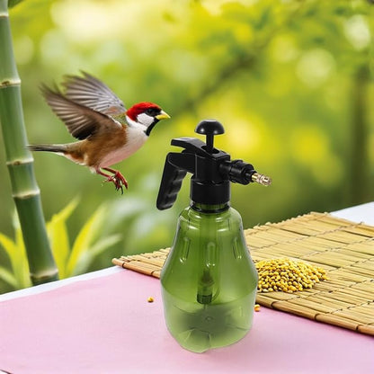 Mikikit Handheld Bird Sprayer Bottle with Adjustable Nozzle, 1.5l Ultrafine Avian Pump Mister for Indoor Parrot Bathing, Suitable for Macaws, Cockatiels, and Parrots