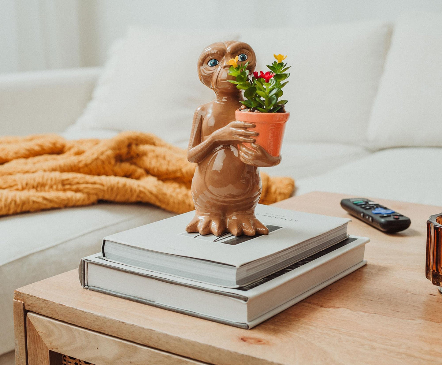 Silver Buffalo E.T. The Extra-Terrestrial 7-Inch Ceramic Planter with Artificial Succulent | | Cute Flower Pot, Faux Indoor Plants