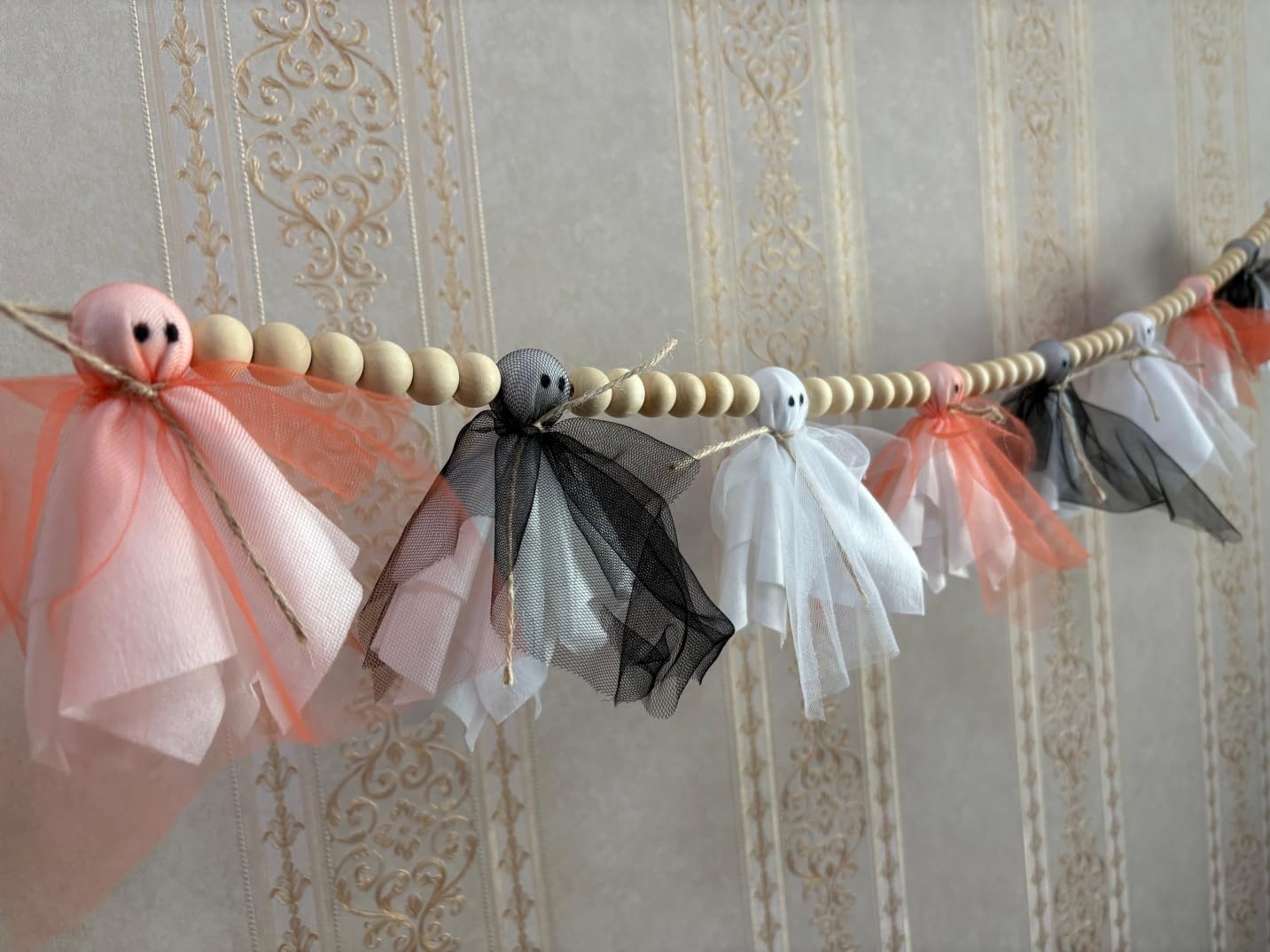 Halloween Garland,Cute Ghost with Wooden Beads Garlands, Handmade Rustic Halloween Banner for Wall Home Indoor Outdoor Home Mantel Decor Supplies, White,Black,Orange (White Black Orange Ghost)