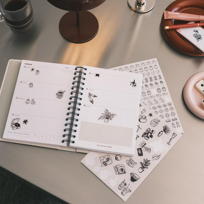 KOKONOTE Planner 2026-2027 Gazette - Planner for Women 17 Month (Aug 26/ Dec 27) | Weekly & Monthly Academic Planner 2026-2027 | 6.4" x 7.9" | Hardcover Agenda 2026 | Thick paper 120 g/m²