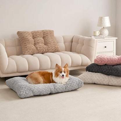 EHEYCIGA Washable Large Dog Bed for Crate 35x23 Inch, Kennel Pad for Dogs Up to 45 lbs, Plush and Comfy Pet Sleeping Mat, Camel