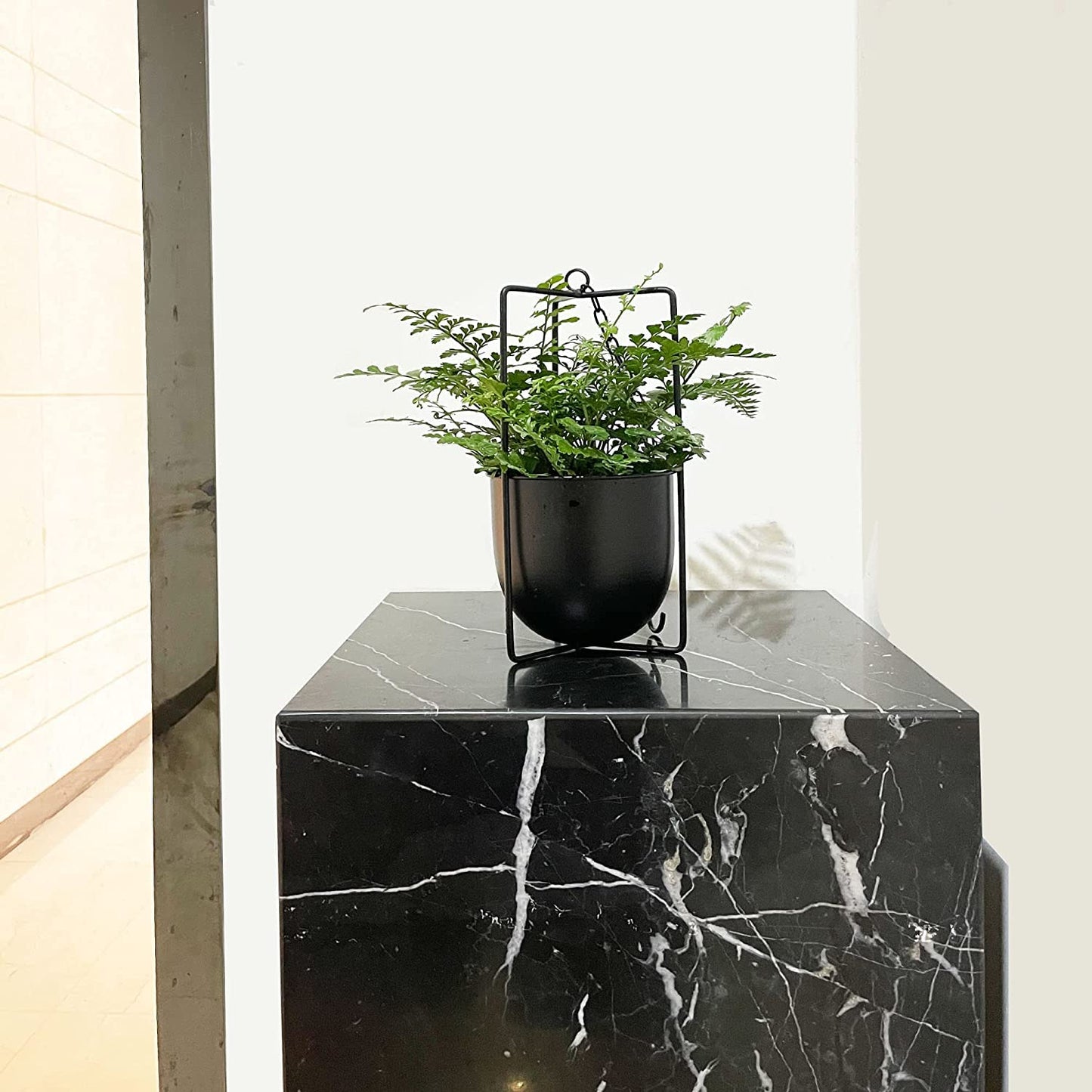 JUSUFU Metal Plant Hanger,Hanging Planters Indoor Hanging Flower Pots (Black)