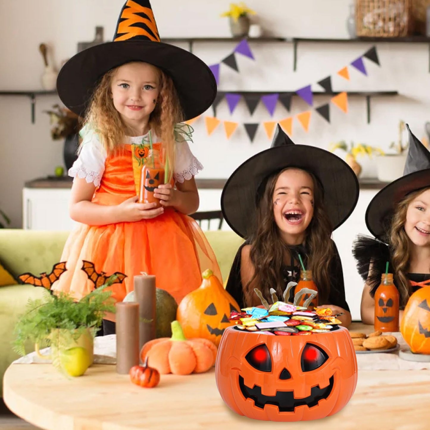 Halloween Skull pumpkin Bowl，Animated trick or treat bucket talking large funny scary candy Bowl dispenser for porch hand grabber Candy treat plastic Dish ，for Halloween decor indoor Party