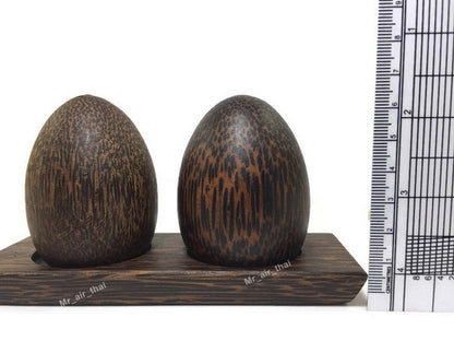 Set of 1 Salt Pepper Shaker Wooden Box Salt And Pepper Storage Kitchenware Handmade Holder Egg shape (palm wood)