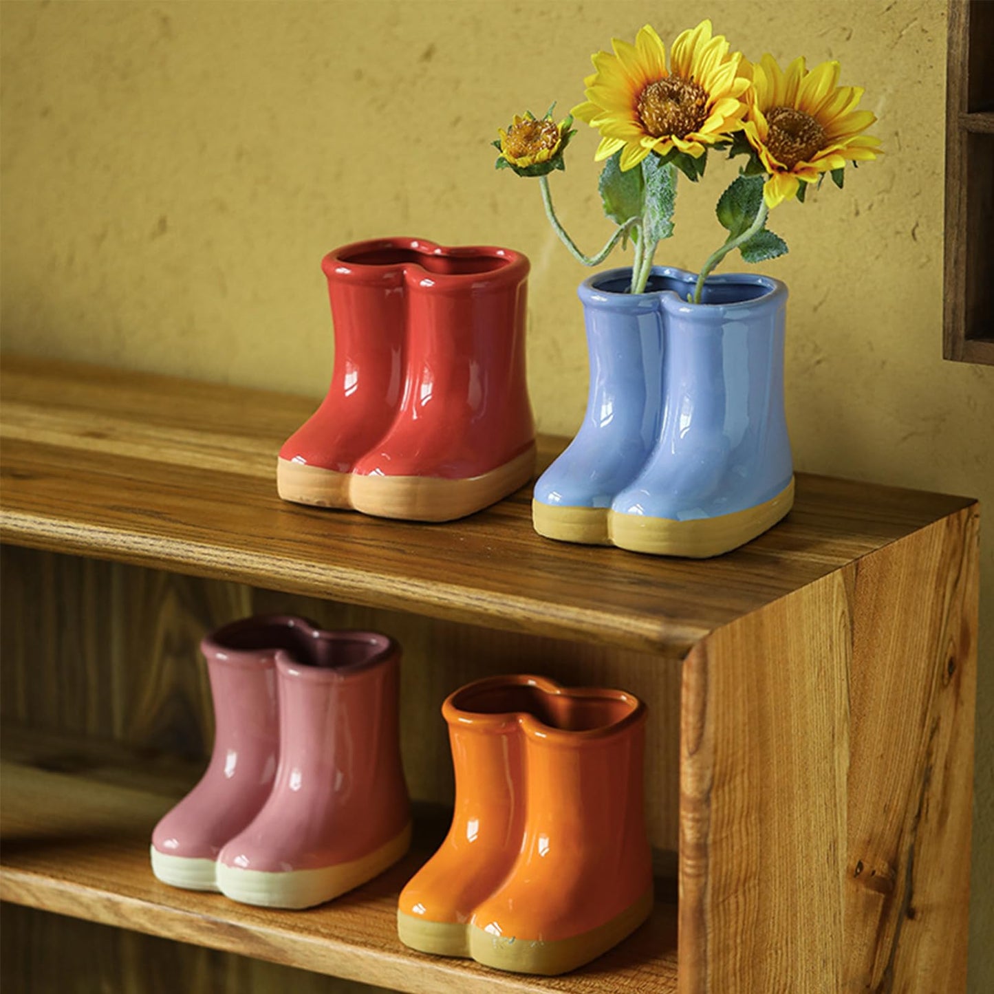 SUZEPER Ceramic Boots Vase, Creative Boots Succulent Planter,Funny Plant Pot for Indoor Outdoor Garden Home Decor(10x13x12cm(4x5x5inch), Purple)