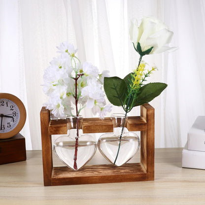 BESPORTBLE 2Pcs Heart-Shaped Glass Hydroponic Containers with Retro Wooden Rack Temperature-Resistant Terrarium Vases for Tulips Roses and Green Plants Decorative Flower Holders for Home and