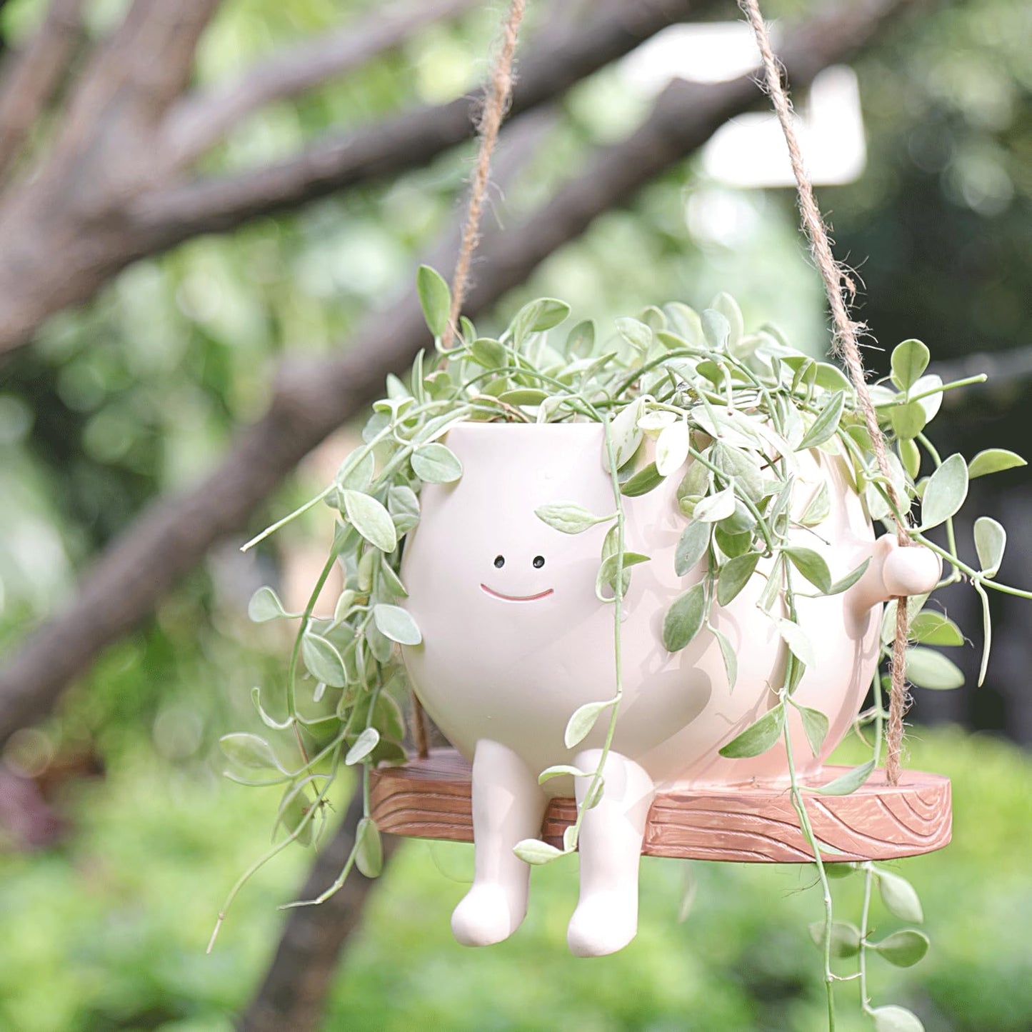 HUNTHAWK Large Swinging Smiley Face Planter Pot Hanging Flower Planters for Indoor and Outdoor Plants, Funny Succulent Pots for String of Pearls Plant Live- Ideal Gifts for Mother's Day and Christmas