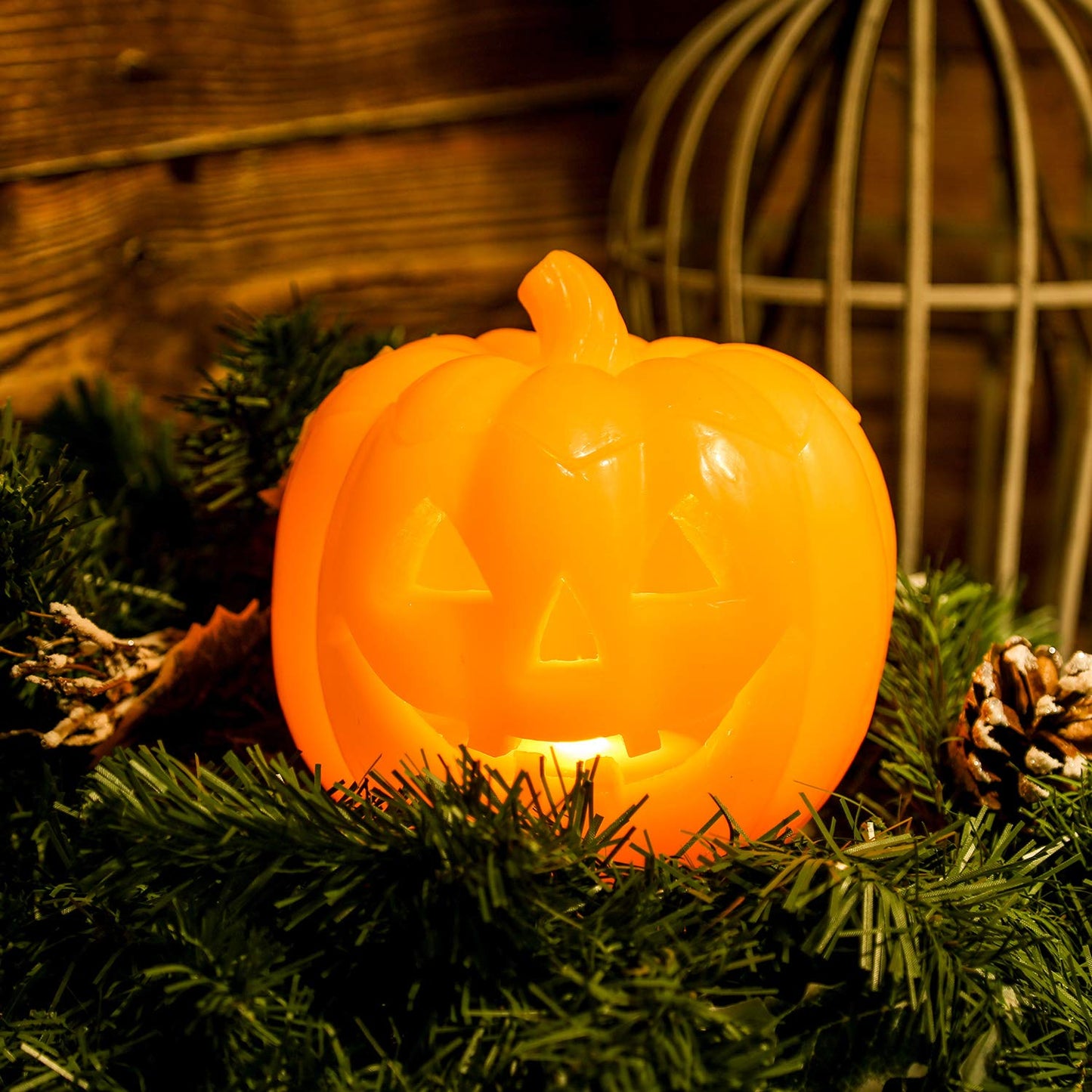 Romingo Decoration flameless Pumpkin Candle Halloween Smile Lighted Pumpkin with 10-Key Remote, Pumpkins Shaped Flameless Real Wax Flickering Candle with Timer for Home Table Centerpiece Decoration
