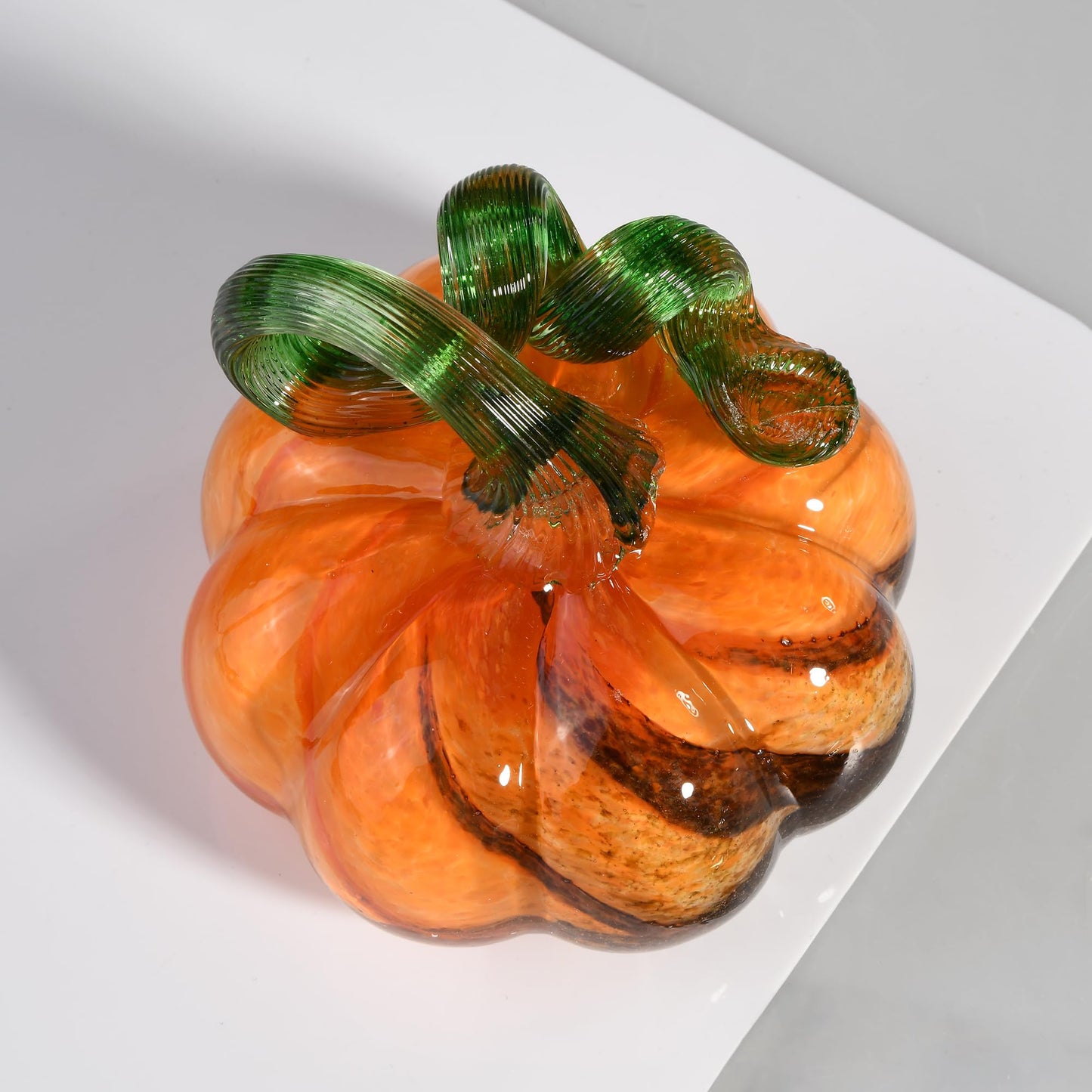 QIANCHANG 3" Hand Blown Glass Pumpkin Figurine, Large Brown Halloween Crystal Pumpkin Paperweight, Thanksgiving Pumpkins Fall Decorations for Home Table Centerpiece
