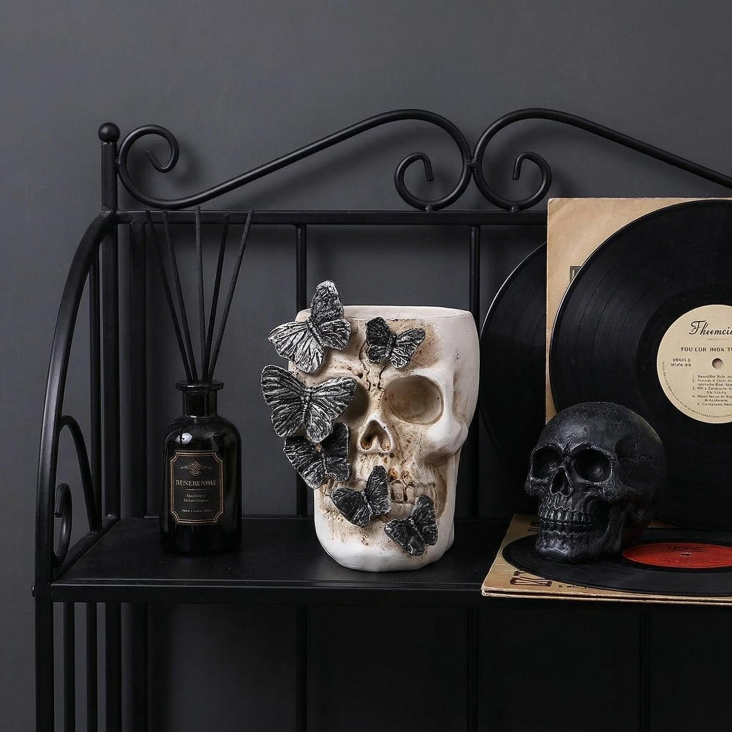 Qulfimea Gothic Skull Pen Holder, Skull Makeup Brush Holder, Dressing Table, Desk, Stationery, Decorative Flower Pot, Halloween Home Office Desk Indoor And Outdoor Decoration