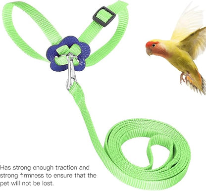 Bird Harness and Leash, 120cm Pet Parrots Adjustable Nylon Anti‑Bite Training Rope for Outdoor Flying Parrot Harness Leash Training Supplies for Parrots Alexandrine, Scarlet, Keck, Mini Macaw(Green)