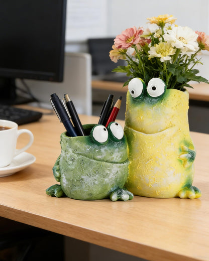 Nattol Frog Planter Pot with Drainage Hole – Resin Flower Pot & Pen Holder for Desk Décor, Indoor Home or Office Decoration