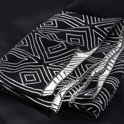 Black and White Throw Blankets Queen Size, Knitted Modern Patterned Throw Blanket, Soft Lightweight Woven Throw Blanket for Sofa Couch Bed and Living Room, Black&White (60x80 Inch)