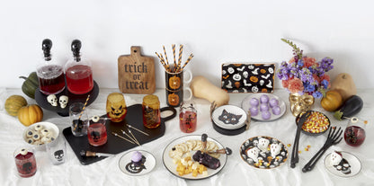 Oneida Coffee Mugs, Vintro Halloween Trick or Trick 10 Oz Mugs Set of 4, Porcelain, Spooky Drinkware Set, Dishwasher Safe, Microwave Safe, Halloween Decor Indoor, Pumpkin Decor (Orange/Black, 4 Piece)