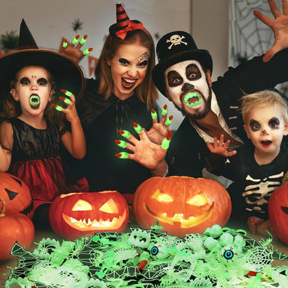 TOY Life 140PCS Halloween Party Favors Halloween Toys for Kids Halloween Goodie Bag Stuffers Fillers Halloween Treat Non Candy Glow in the Dark Bugs Skeleton Spiders Toys Halloween Prize for Classroom