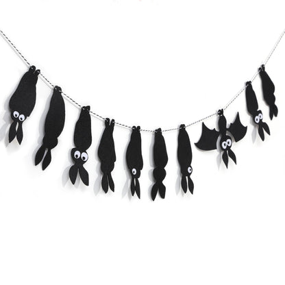 Felt Bat Garland - Halloween Black Bat Banner, Gothic Party Decor, Hanging Bat Mantel Bunting, Spooky Garland for Fireplace Mantle Walls