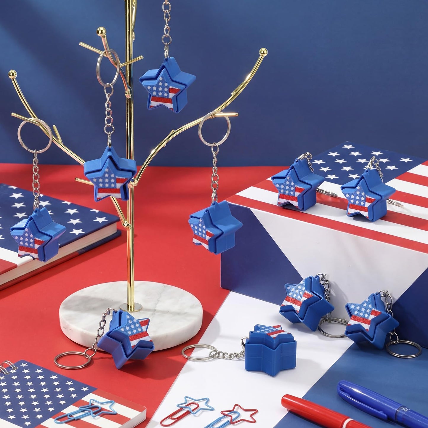 Kenning 12 Pcs American Flag Clicker Fidget Keychain Bulk Patriotic 3D Printed Fidget Toy 4th of July Party Favors 250th Anniversary Flag Keychain for Independence Memorial Veterans Day Gifts