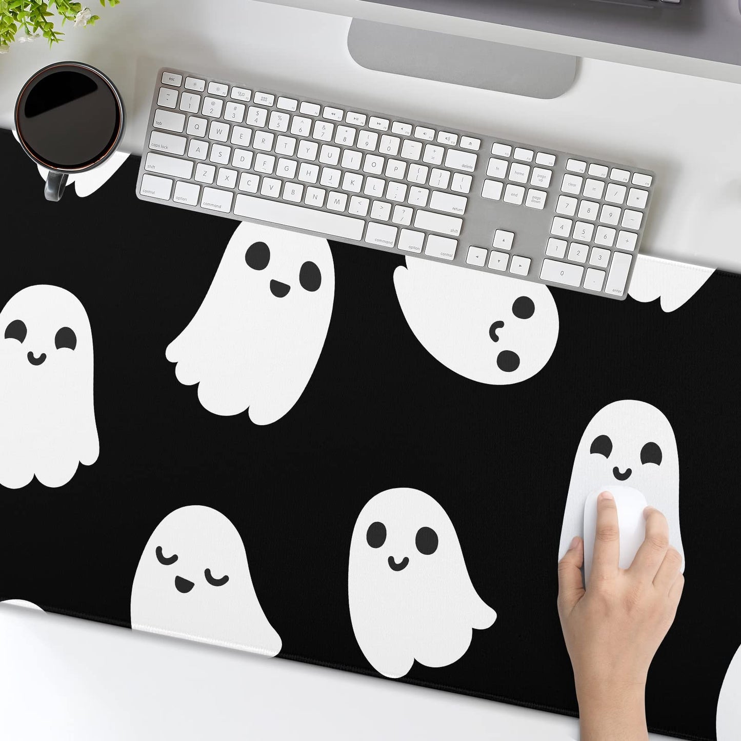 Halloween Cute Ghost Mouse Pad Kawaii Cartoon Spooky Funny Spirit Extended Desk Mat Non-Slip Rubber Base Stitched Edge Large XL Black White Mousepad for Desk Gaming Laptop Desktop,31.5×11.8 Inch