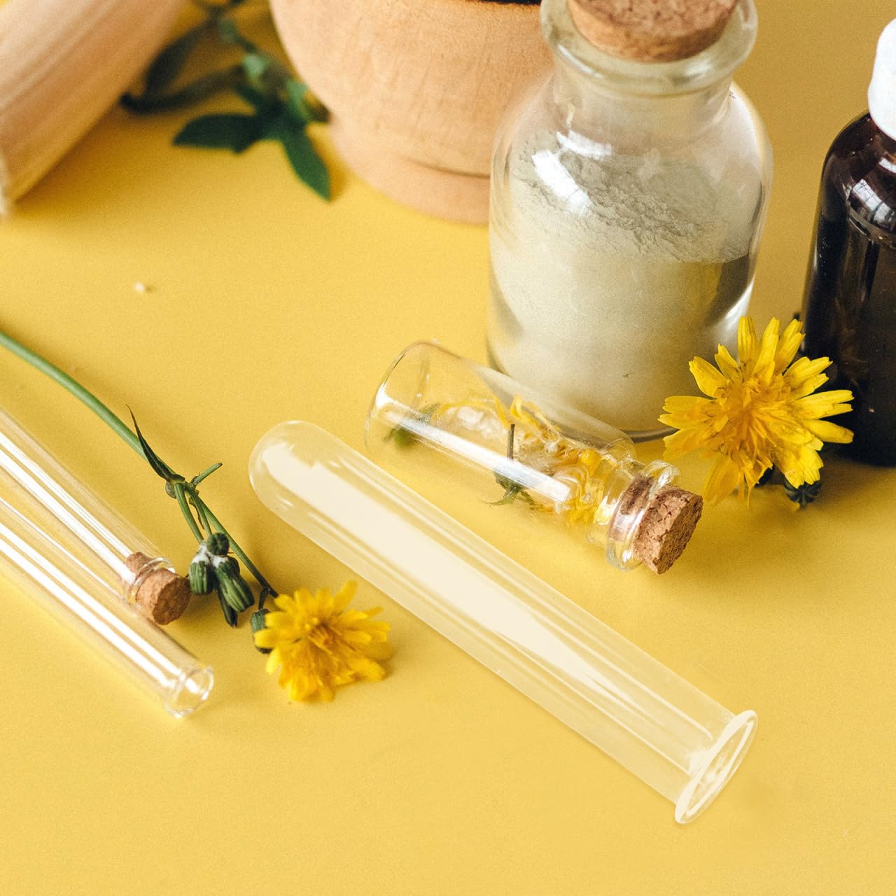 FUNOMOCYA 4pcs Clear Test Tubes for Cutting Plant Glass Propagation Tubes for Hydroponic Plants, Flowers, Home Office Wall Decor