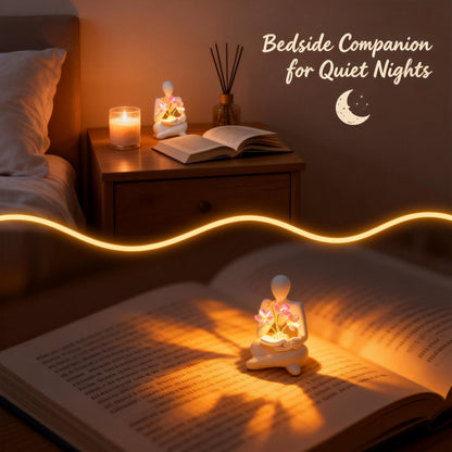 O-FarFarm Bookshelf Decor Thinker Statue with Blossom Lamp - Battery Powered Night Light & Modern Adornos para Sala, Reading Nook Lighting - Gift for Adults and Art Collectors
