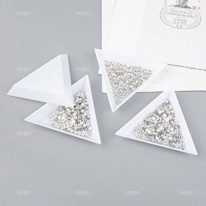 AUEAR, 120 Pack Triangle Sorting Trays Bead Storage Plates Plastic Nail Art for DIY Craft