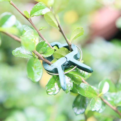Unigift 120Pcs Re-Useable Large and Small Plant Support Clips Garden Plant Support Spring Clips Plastic Tree Shrub Tie Cane