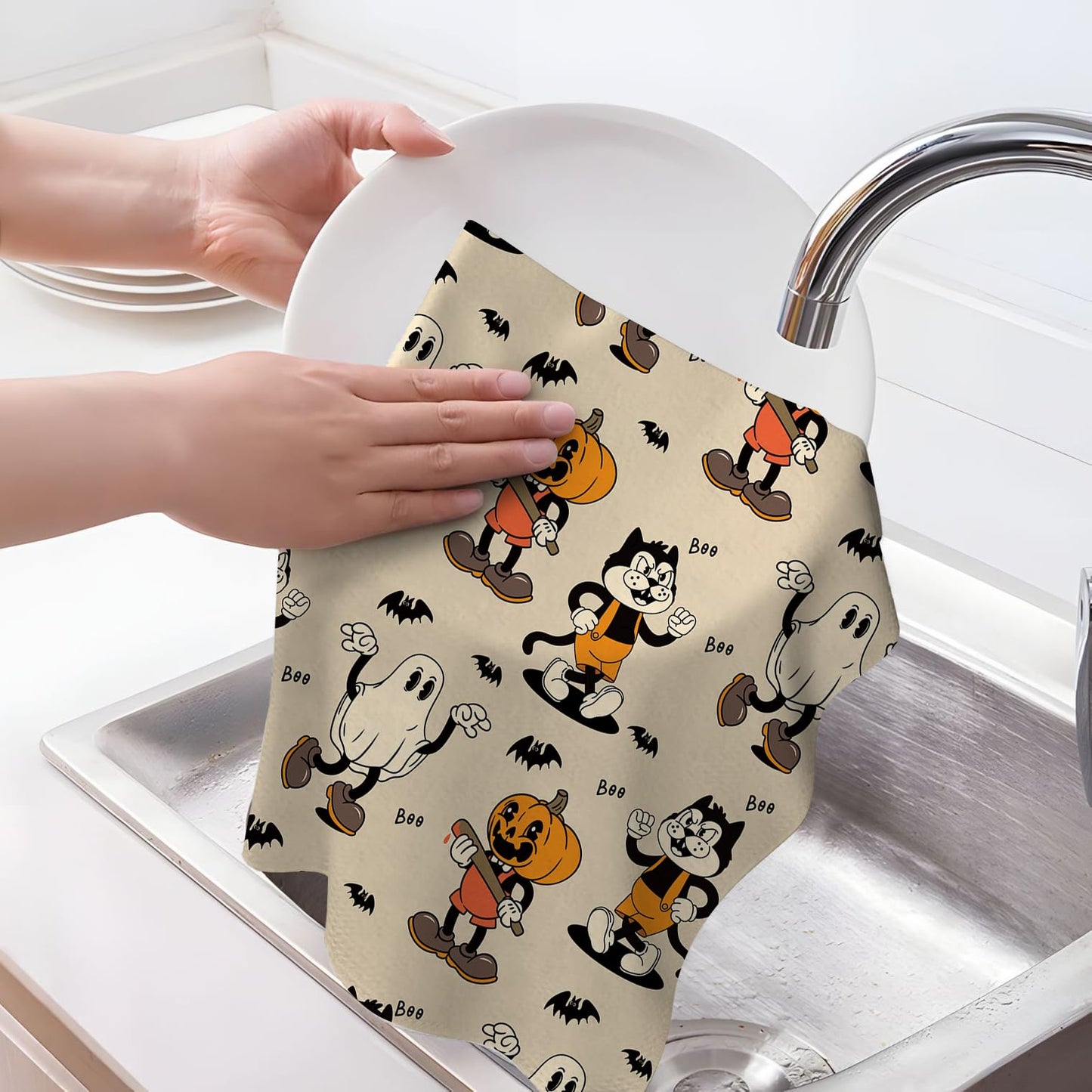 Pintukee Halloween Kitchen Dish Towels Set of 4, Absorbent Spooky Ghost Boo Pumpkin Hand Towels Funny Halloween Kitchen Drying Dishcloth for Home Party Decor Housewarming Gift 16x24 Inch