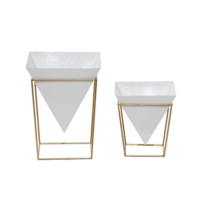 CosmoLiving by Cosmopolitan Metal Indoor Outdoor Planter with Removable Stand, Set of 2 14", 10"H, White