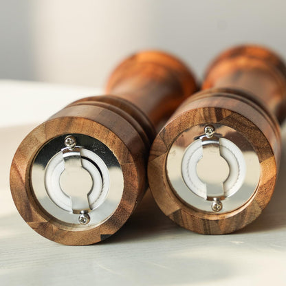 DeroTeno Salt and Pepper Mill Set, Set of 2 Salt and Pepper Grinder with Ceramic Grinder, Acacia Wood, Height 16.5 cm / 6 inch ((Tray is not Included)