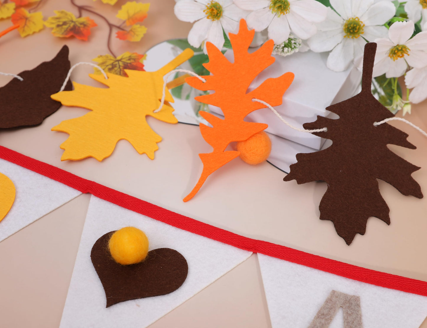 Hello Autumn Felt Bunting - Harvest Festival Farm Theme Wall Hanging Garland, Thanksgiving Autumn Leaves Garland, Halloween Pumpkin Spice Banner, Halloween Nursery Room Fire Place Hanging Decors