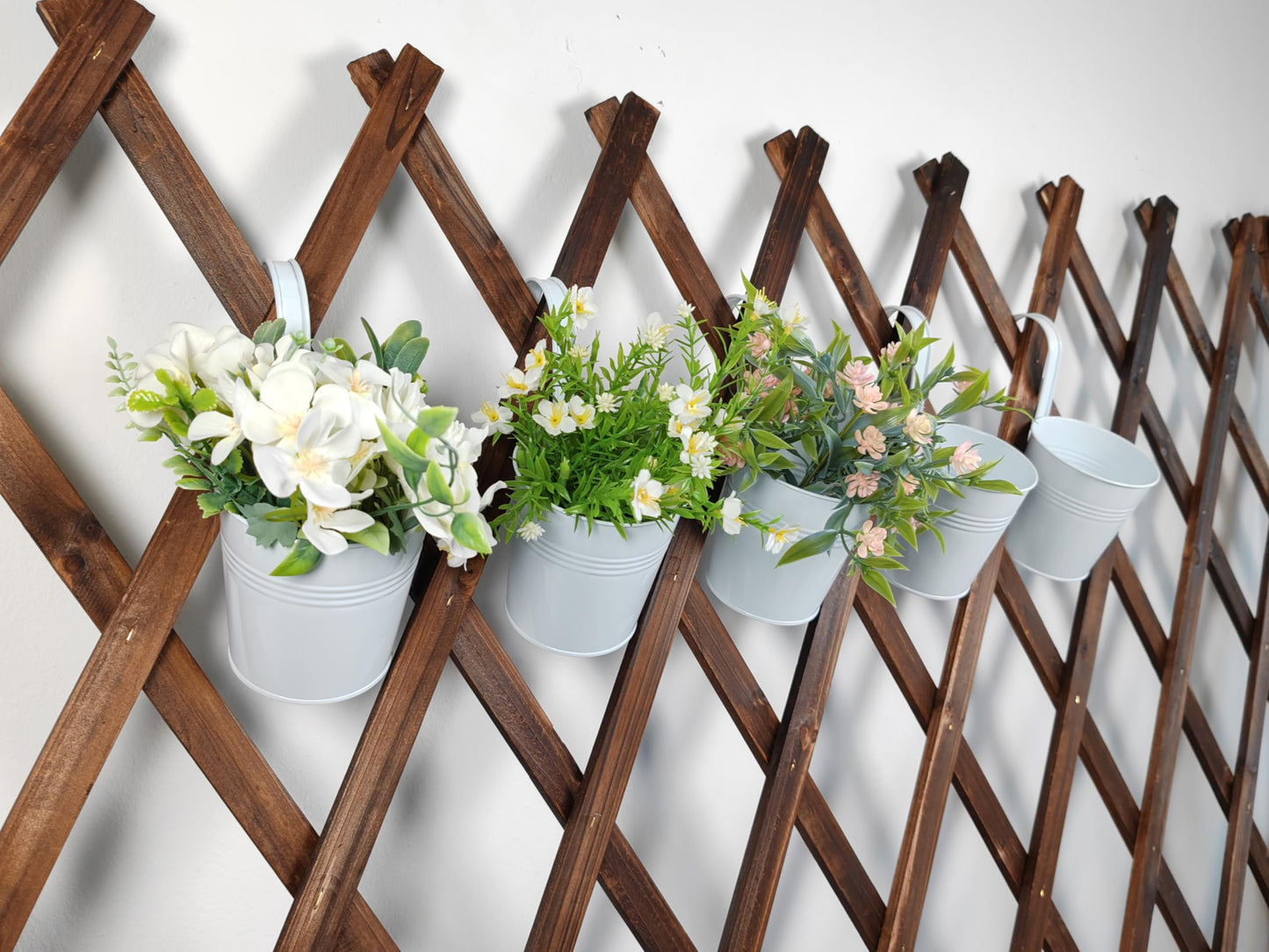 Joyfernal Pack of 4 Hanging Flower Pots, 6" White Metal Balcony Planters for Herb Succulent, Samll Railing Fence Hanging Bucket for Outdoor/Indoor Decoration (White, Pack of 4)