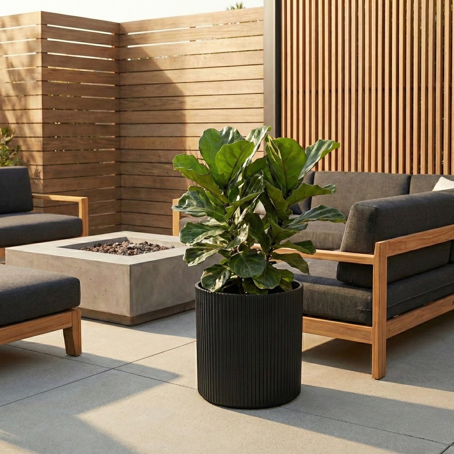 Mayne Serene 14-inch Fluted Planter, Round Planters for Outdoor Plants, Modern Lightweight Concrete Textured Plant Pots for Porch, Patio or Garden, Black