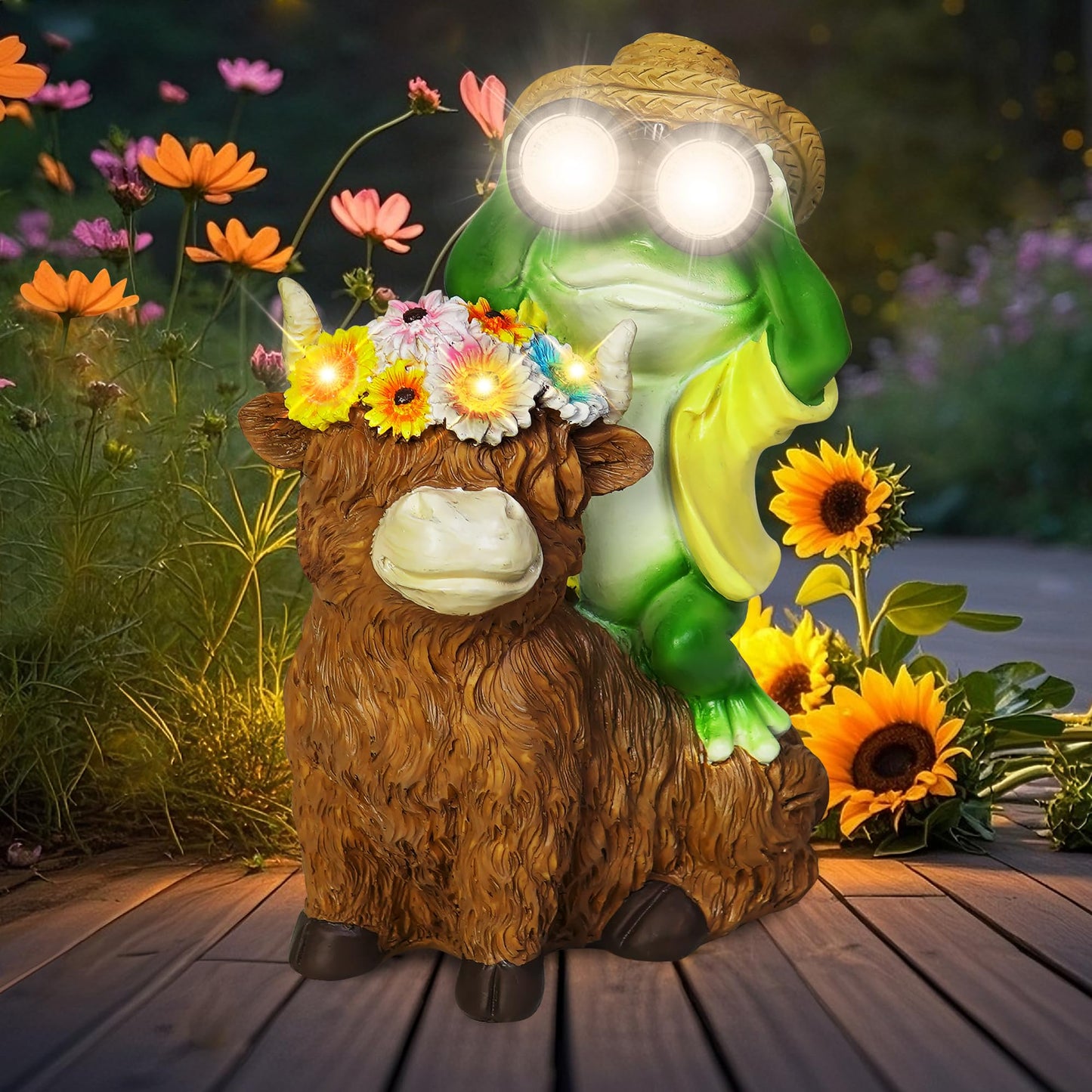 EDOF Solar Garden Lights Frog Sitting on Highland Cow Statue with Flower Garden Decor, for Women Mom,Frog Highland Cow Outdoor Figurine Decorative LED Lights for Yard Art Patio Porch Lawn