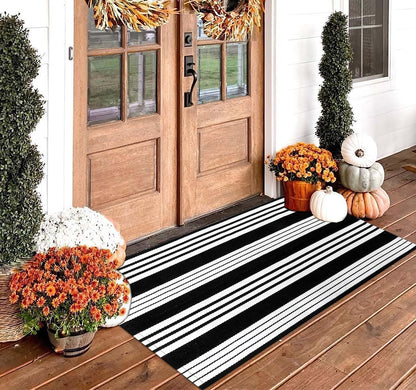 KaHouen Black and White Striped Rug (27.5 x 43 Inches),Black and White Outdoor Rug, Hand-Woven Striped Rug Indoor/Outdoor Area Rug Front Door Floor Mat for Farmhouse/Porch/Living Room.