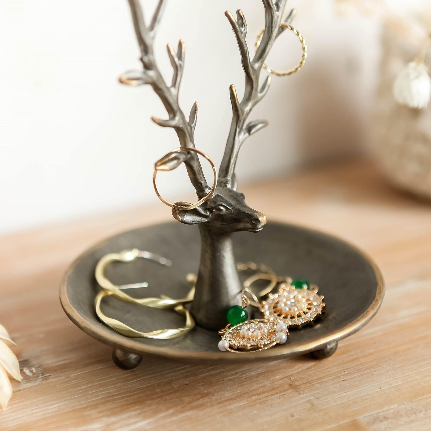 SOFFEE DESIGN Jewelry Tray Ring Dish Holder, Metal Deer Antler Jewelry Stand with Tray Display Organizer, Deer Tree Jewelry Hanger Rack for Hanging Necklaces, Rings, Earrings, Bracelet, Watches
