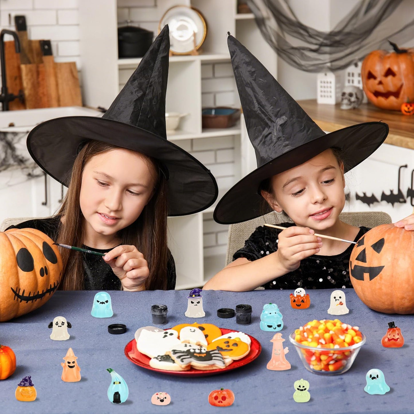 Jansun 45pcs Halloween Luminous Mini Resin Figurines, Glow in The Dark Pumpkin Ghosts Decorations for DIY Crafts Halloween Party Gifts Garden Dollhouse Decor Table Decoration(15 Style)