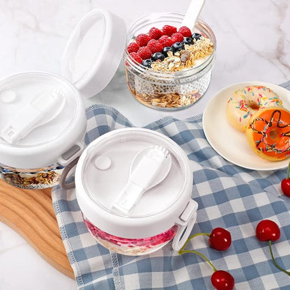 Gerrii 4 Pcs Overnight Oats Container with Lids and Spoons, 20 oz Plastic Overnight Oats Jars Large Capacity Airtight Yogurt Container for Milk, Fruit, Cereal and Salad Storage (White)