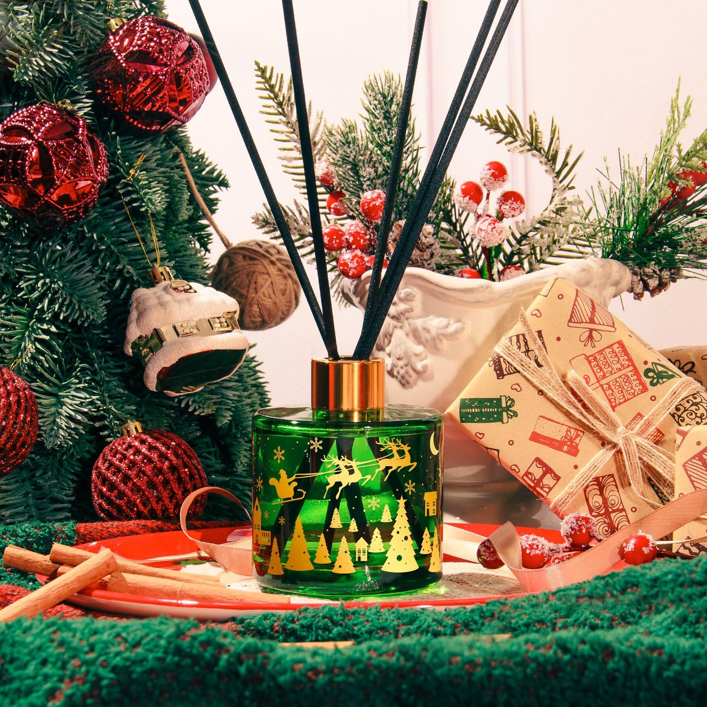 Reed Diffusers Set, 3.7 Oz Scent Diffuser, 6 Reed Diffuser Sticks, Home Fragrance Hyacinth, Peony & Citrus, Aromatherapy Oil Diffuser Reeds, More Masculine Scent, Bathroom & Office Decor 110ml