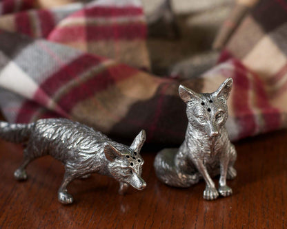 Vagabond House Pewter Foxes Hunting Salt & Pepper Shaker Set 2.5 inch Tall