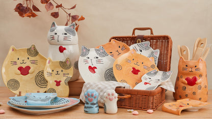 Bico Cartoon Cat Handpainted Stoneware Air Tight White 10.2 inch Cookie Jar, Dishwasher Safe, for storing Cookie, Candy, Coffee