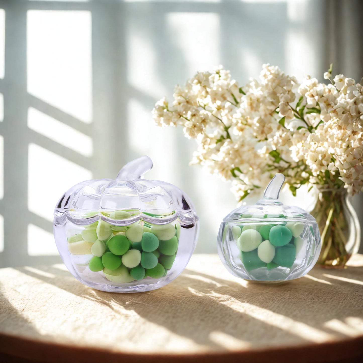 Crystal Pumpkin Jar with Cover, Glass Decorative Wedding Candy Bowl Snack Candy Dish Storage with Lid Organizer Canisters Home Decor Fall Thanksgiving Halloween Party Centerpieces (S, Transparent)