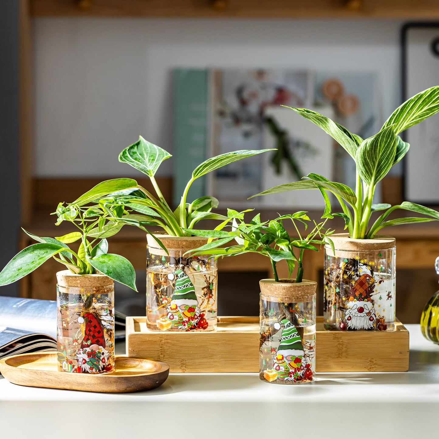 Christmas Vase, Christmas Themed Propagation Stations, Glass Propagation Vases for Plants, Cuttings, Desktop Planter Vase for Home & Office Decor, Set of 6 (3 Large & 3 Small)