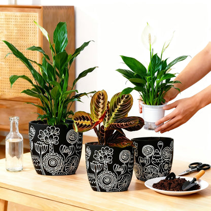 FUYHE Terracotta Pots, 6.5+5+4.4 Inch Plant Pots with Drainage Hole- Floral Pattern, Black Boho Ceramic Planters for Indoor Plants, Flower Pots Indoor Succulents, Herbs Plants,Set of 3