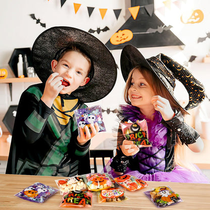 FEBSNOW 450pcs Halloween Ziplock Self Adhesive Candy Dessert Treat Bags